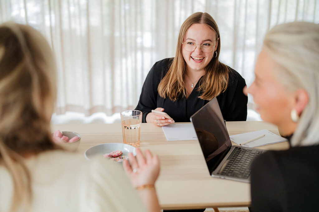 social media coach